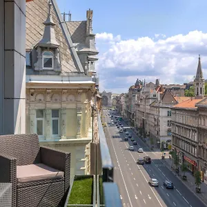 **** Hotel Nh Collection Center Maďarsko