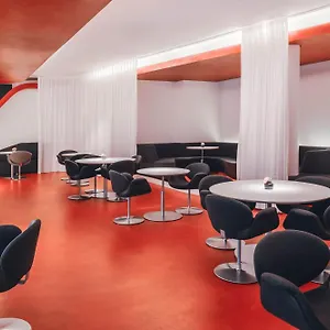 Hotel Q!, Berlín